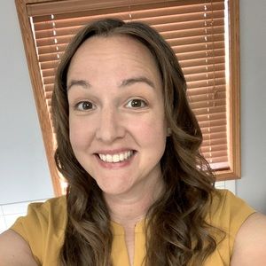 Meet your Posher, Joelle